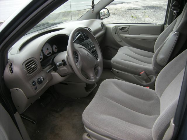 Dodge Grand Caravan 2002 photo 1