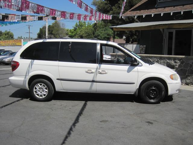 Dodge Grand Caravan 2002 photo 5