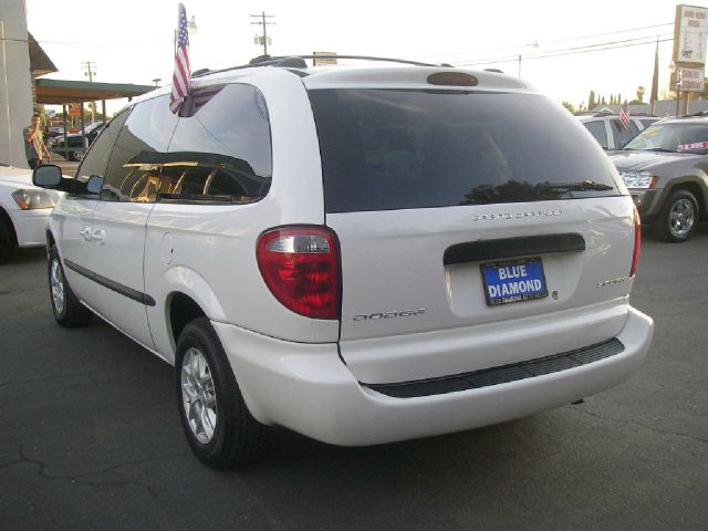 Dodge Grand Caravan 2002 photo 3