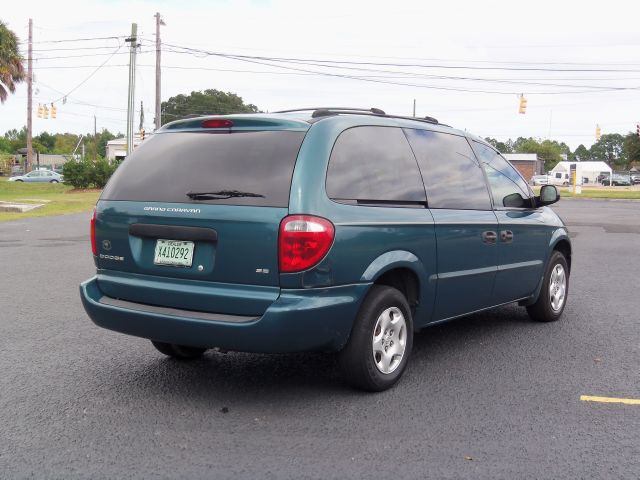 Dodge Grand Caravan 2002 photo 1