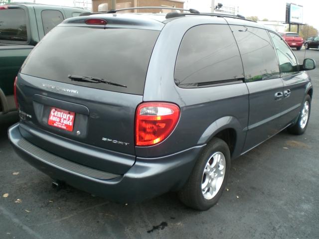 Dodge Grand Caravan 2002 photo 2