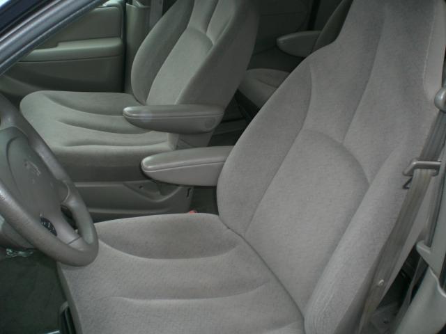 Dodge Grand Caravan 2002 photo 5