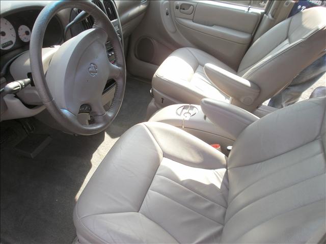 Dodge Grand Caravan 2002 photo 3