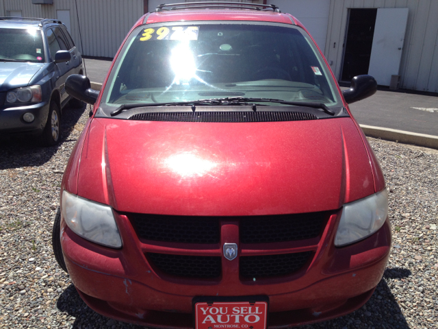 Dodge Grand Caravan 2002 photo 2