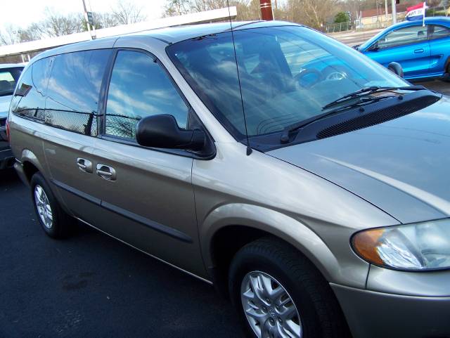 Dodge Grand Caravan 2002 photo 1