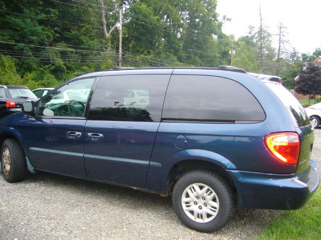 Dodge Grand Caravan 2002 photo 3