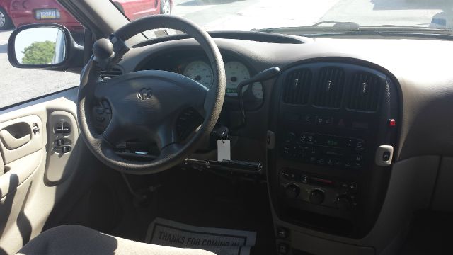 Dodge Grand Caravan 2002 photo 3