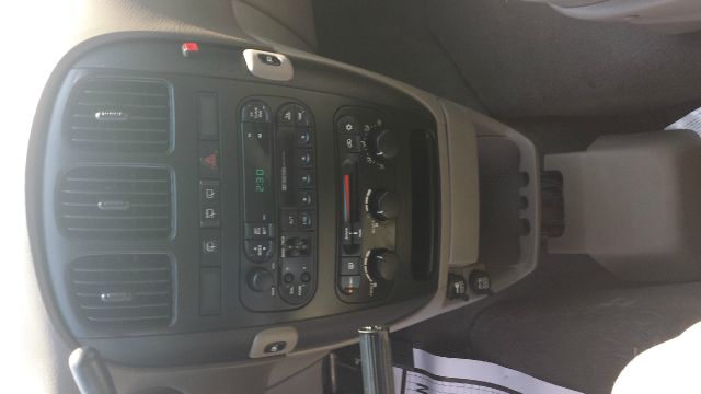 Dodge Grand Caravan 2002 photo 9