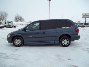 Dodge Grand Caravan 2002 photo 1