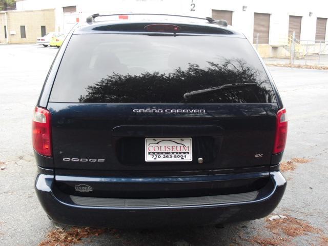 Dodge Grand Caravan 2002 photo 2