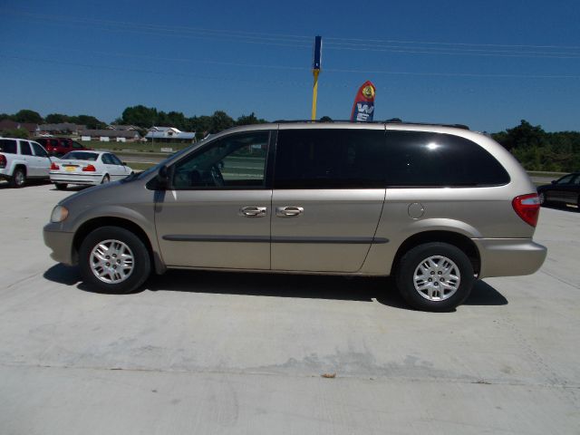 Dodge Grand Caravan 2002 photo 3