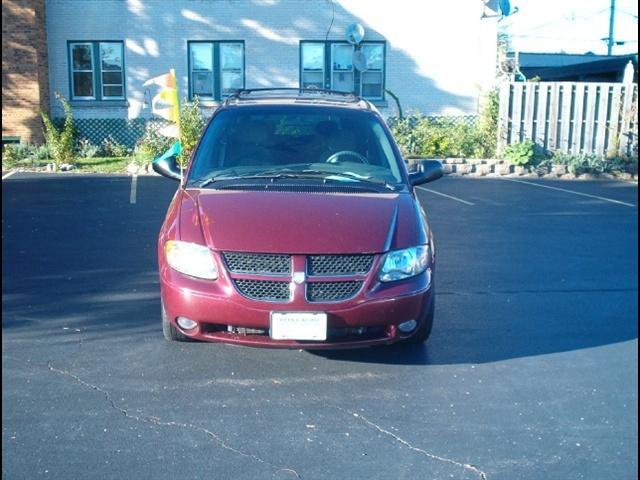 Dodge Grand Caravan 2002 photo 1