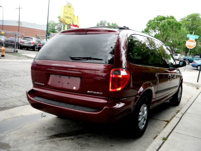 Dodge Grand Caravan 2002 photo 10