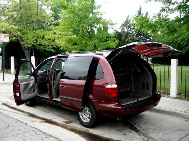 Dodge Grand Caravan 2002 photo 7