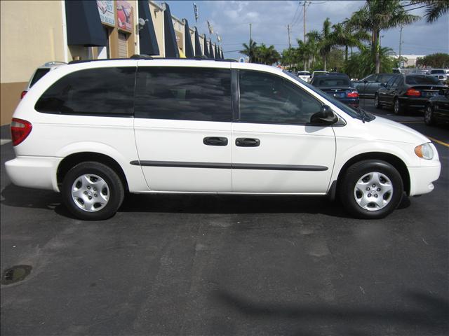 Dodge Grand Caravan 2002 photo 3