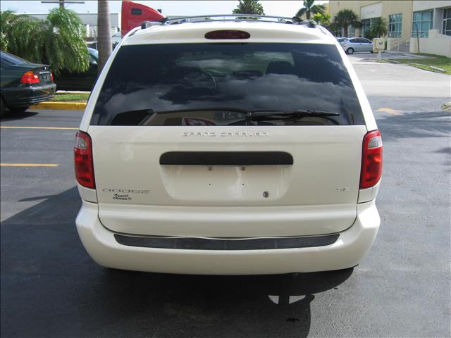 Dodge Grand Caravan 2002 photo 2