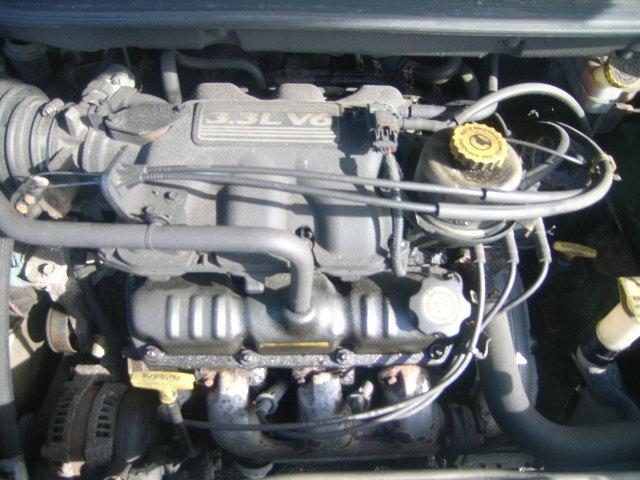 Dodge Grand Caravan 2002 photo 4