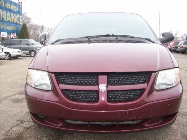 Dodge Grand Caravan 2002 photo 2