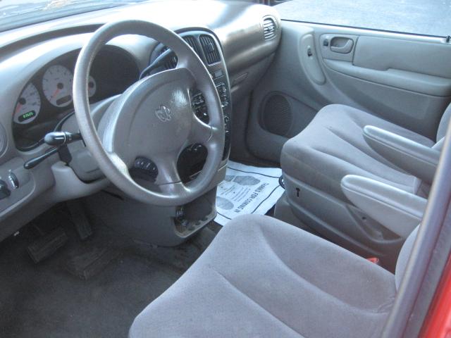 Dodge Grand Caravan 2002 photo 3