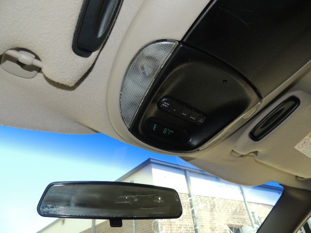 Dodge Grand Caravan 2002 photo 14