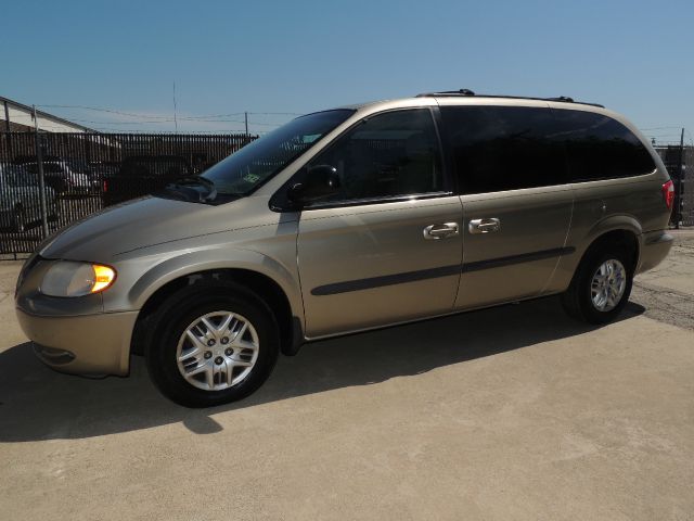 Dodge Grand Caravan 2002 photo 27