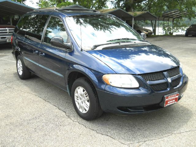 Dodge Grand Caravan 2002 photo 2