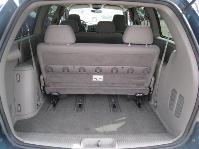 Dodge Grand Caravan 2002 photo 3