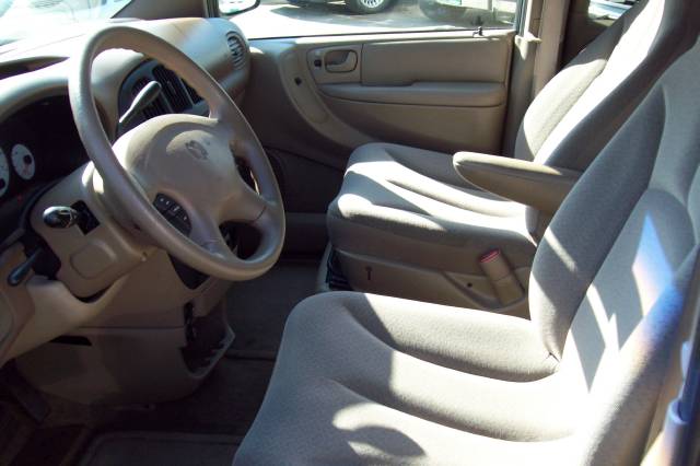 Dodge Grand Caravan 2002 photo 5