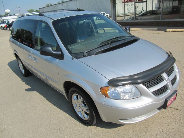 Dodge Grand Caravan 2002 photo 3