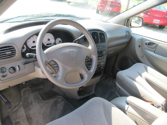 Dodge Grand Caravan 2002 photo 4