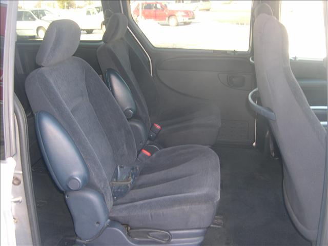 Dodge Grand Caravan 2002 photo 1