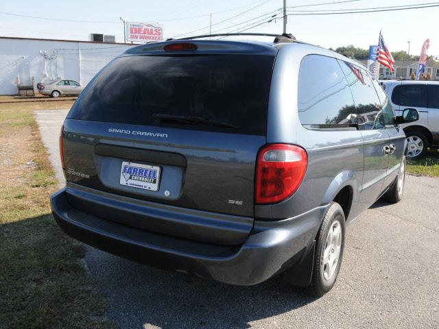 Dodge Grand Caravan 2002 photo 1