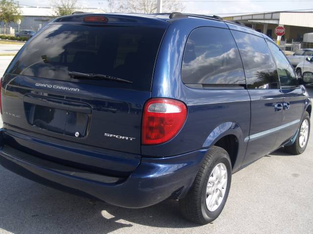 Dodge Grand Caravan 2002 photo 4