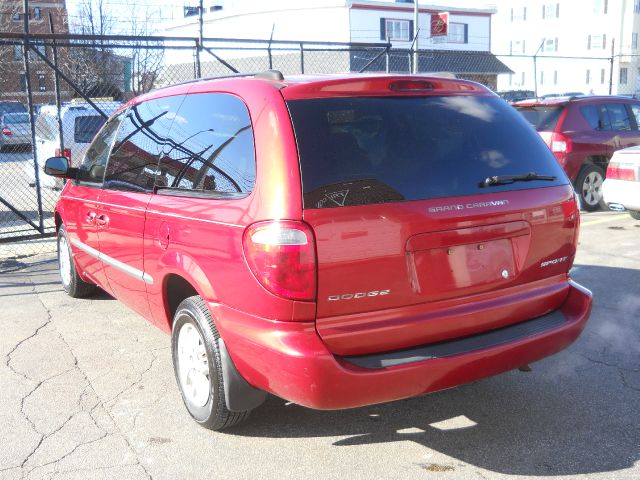 Dodge Grand Caravan 2002 photo 1