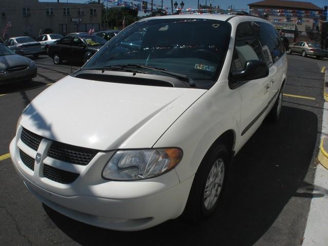 Dodge Grand Caravan 2002 photo 3