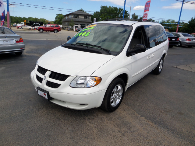 Dodge Grand Caravan 2002 photo 1