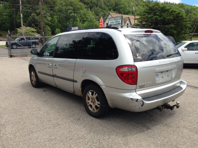 Dodge Grand Caravan 2002 photo 3