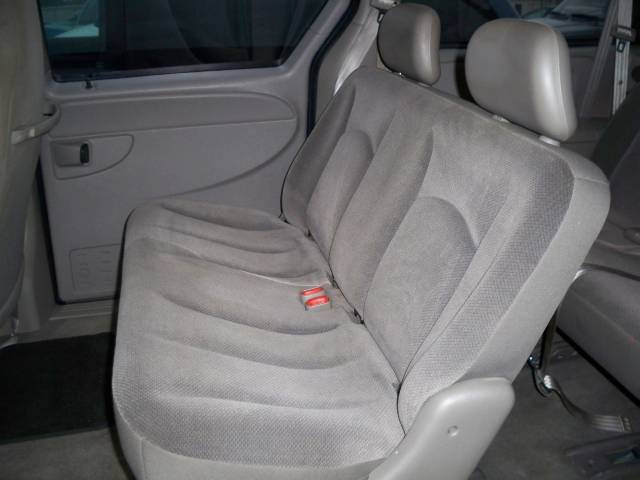 Dodge Grand Caravan 2002 photo 5