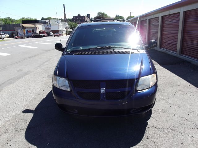 Dodge Grand Caravan 2002 photo 2