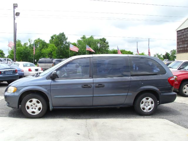 Dodge Grand Caravan 2002 photo 2