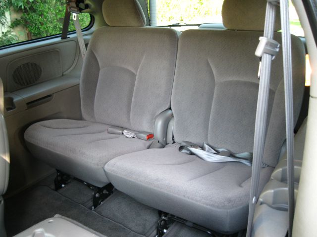 Dodge Grand Caravan 2002 photo 10