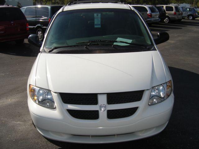 Dodge Grand Caravan 2002 photo 2