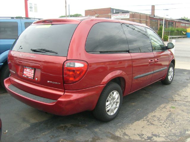 Dodge Grand Caravan 2003 photo 3