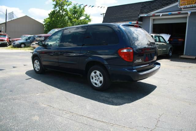 Dodge Grand Caravan 2003 photo 4