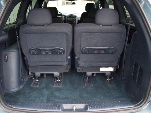 Dodge Grand Caravan 2003 photo 4