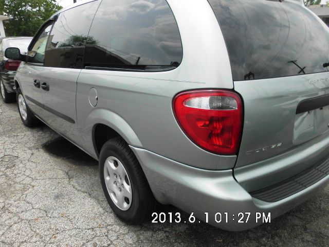 Dodge Grand Caravan 2003 photo 2