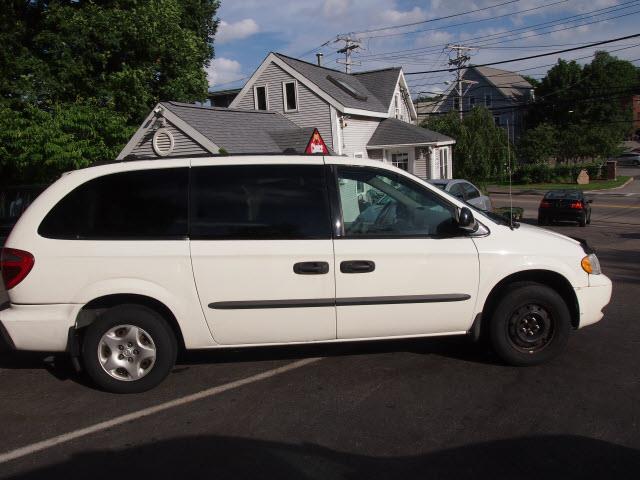 Dodge Grand Caravan 2003 photo 1