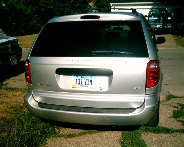 Dodge Grand Caravan 2003 photo 3