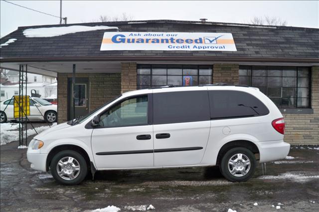 Dodge Grand Caravan 2003 photo 1