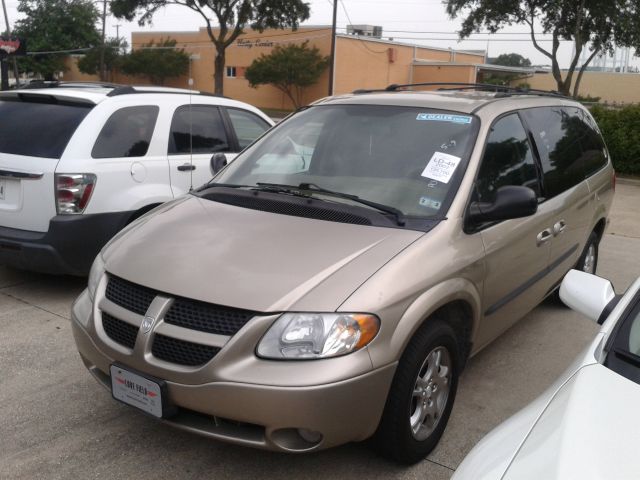 Dodge Grand Caravan 2003 photo 2